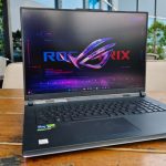 ROG Strix SCAR 18 (G834JYR), Laptop Gaming Paling Powerful di 2024