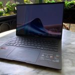 ASUS Zenbook 14 OLED (UM3406), Laptop AI Berbasis AMD