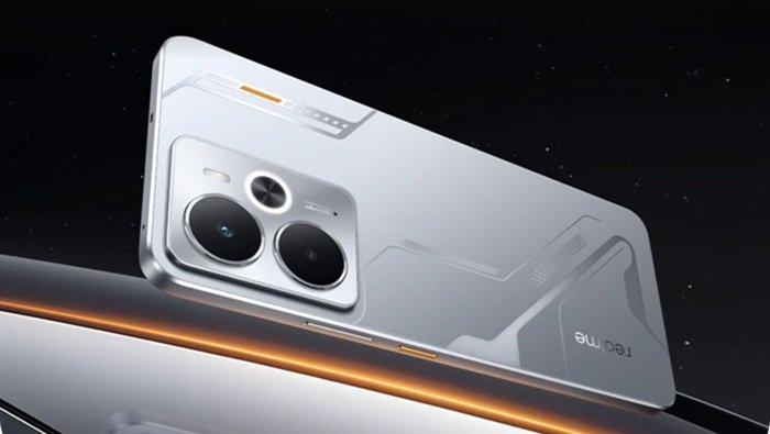 Realme 14 5G mecha design