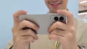 Rahasia Galaxy S25 Edge Tetap Adem Meski Dipakai Seharian