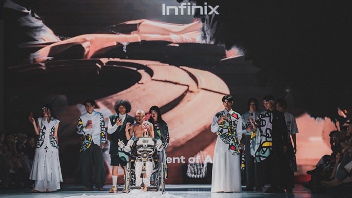 Infinix Fragment of Anomaly Hadir di JFW 2026, Padukan Teknologi dan Fashion