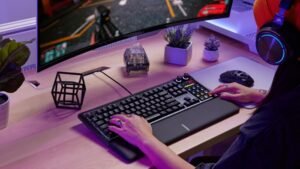 Galleon 100 SD, Kombinasi Keyboard dengan Stream Deck