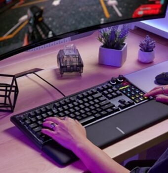 Galleon 100 SD, Kombinasi Keyboard dengan Stream Deck
