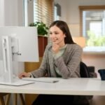 ASUS ExpertCenter PM600, PC All-in-One Copilot+ Untuk Kerja Serius