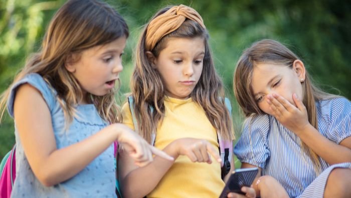 Aturan Baru Pemerintah: Akun Medsos Anak Di Bawah Usia 16 Tahun Bakal Dimatikan