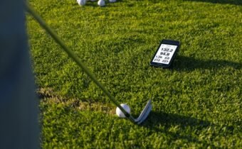 GPS Untuk Golf Garmin Approach G82 Meluncur di Indonesia