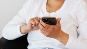 Pemerintah Wacanakan Daftar Media Sosial Pakai Nomor Telepon